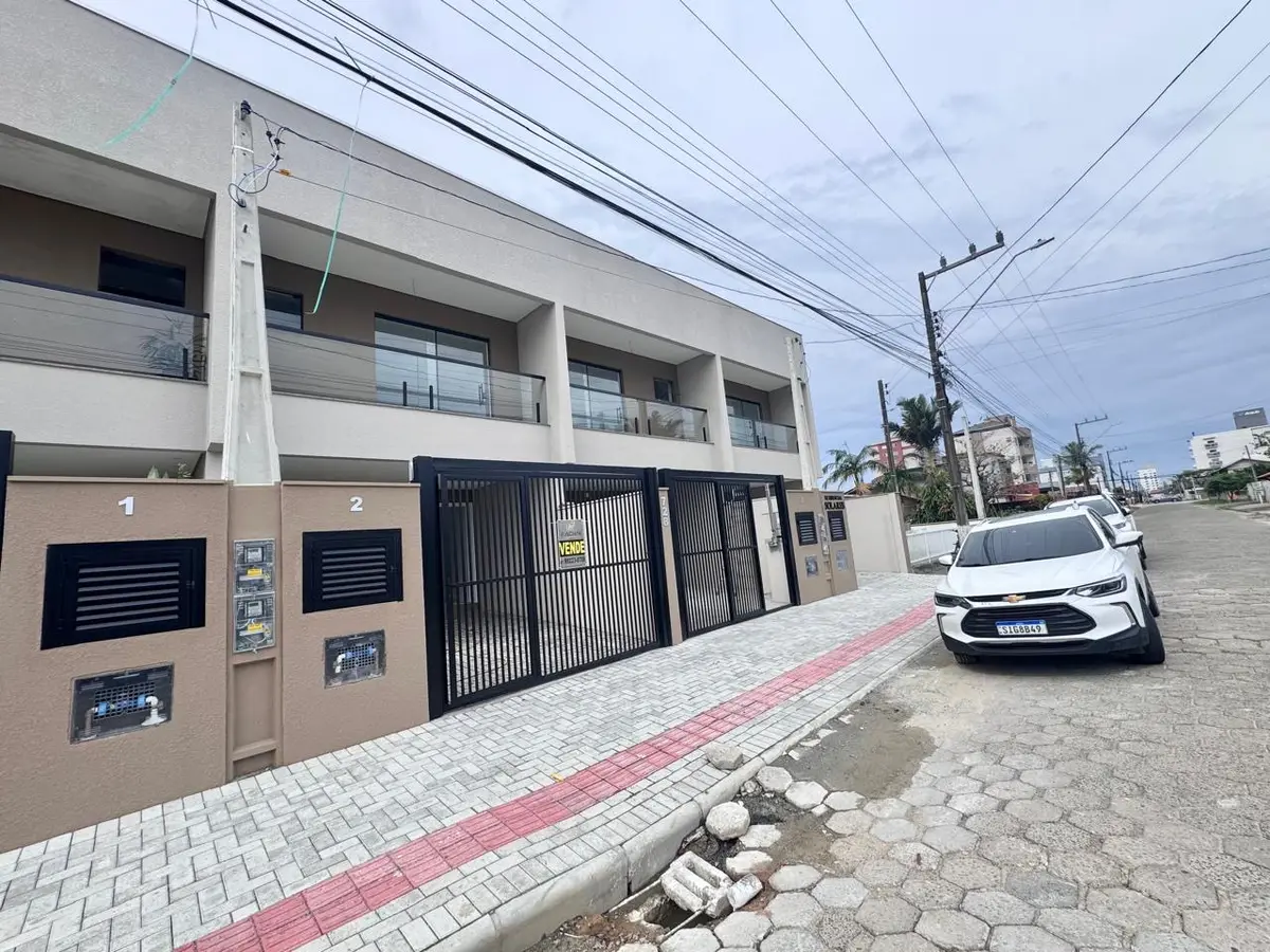 Sobrado 3 quartos à venda em Gravatá, Navegantes — Sobrado no Gravata!